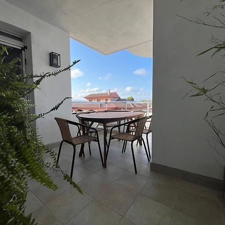 Moderno Apartamento Vacacional Дельтебре Экстерьер фото