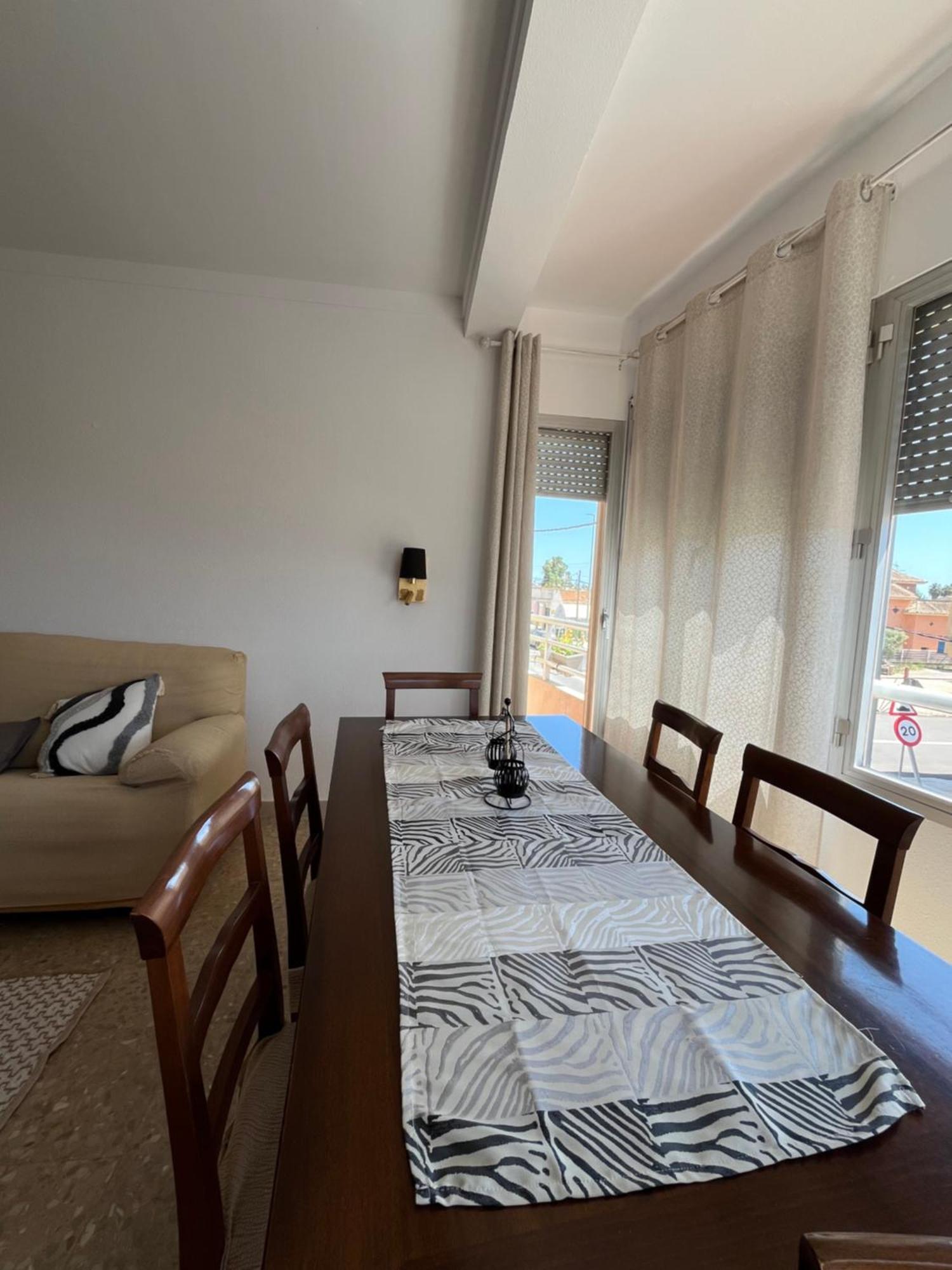 Moderno Apartamento Vacacional Дельтебре Экстерьер фото